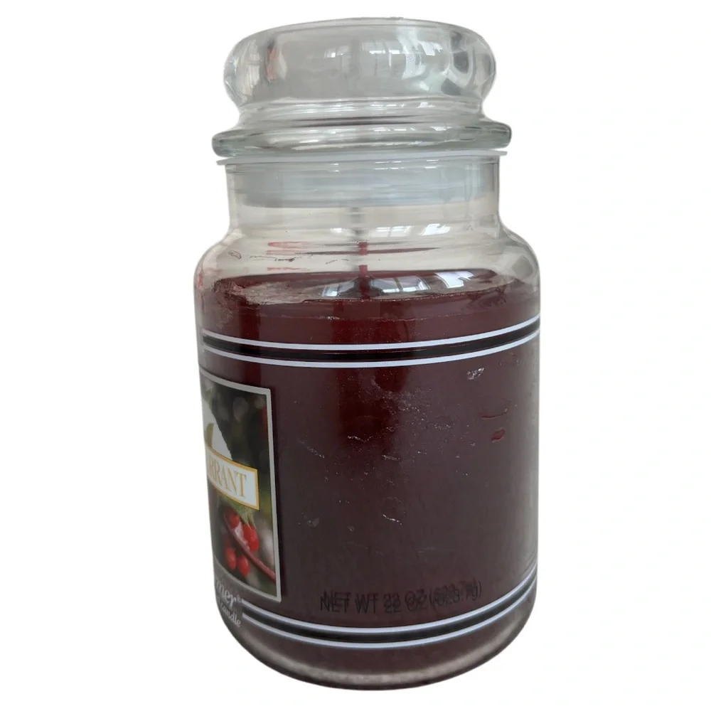 Yankee Candle Jar Holly & Red Currant Vintage Black Band Holiday Dark Red 22 Oz